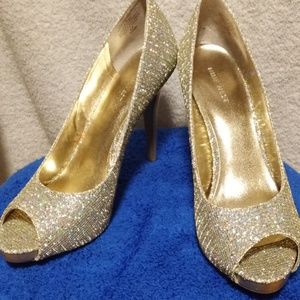 Sparkly Nine West d'orsay Heels  size 8.5